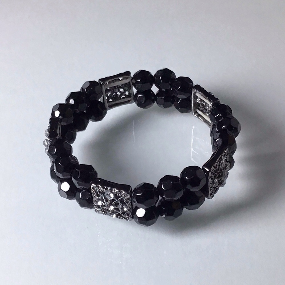 Brand “1928 Jewelry” Double Beaded Black and Crystal Stretch Bracelet 7”